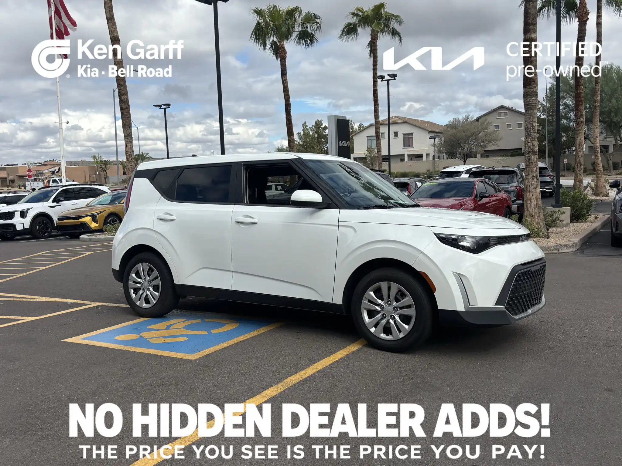2024 Kia Soul 2.0 LX IVT's photo