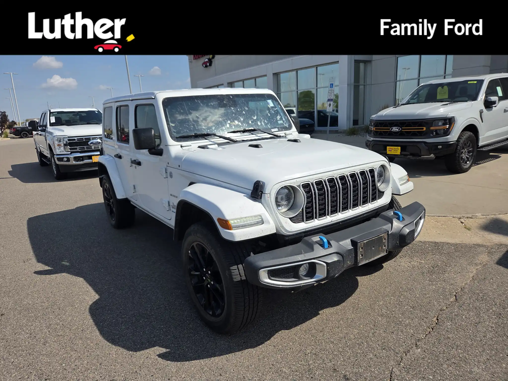 2024 Jeep Wrangler 4xe Sahara 4xe's photo