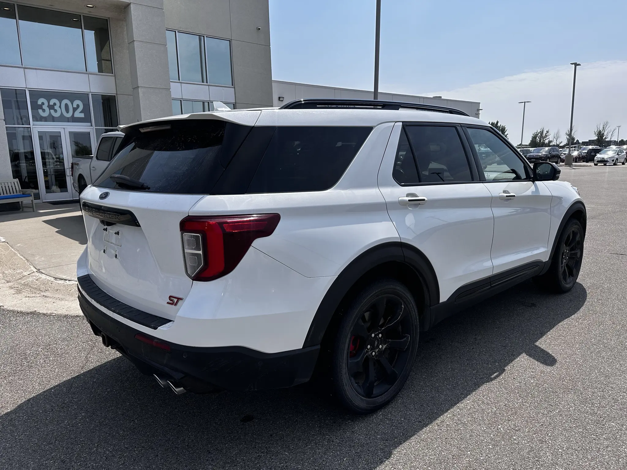 2020 Ford Explorer ST 4WD photo 5