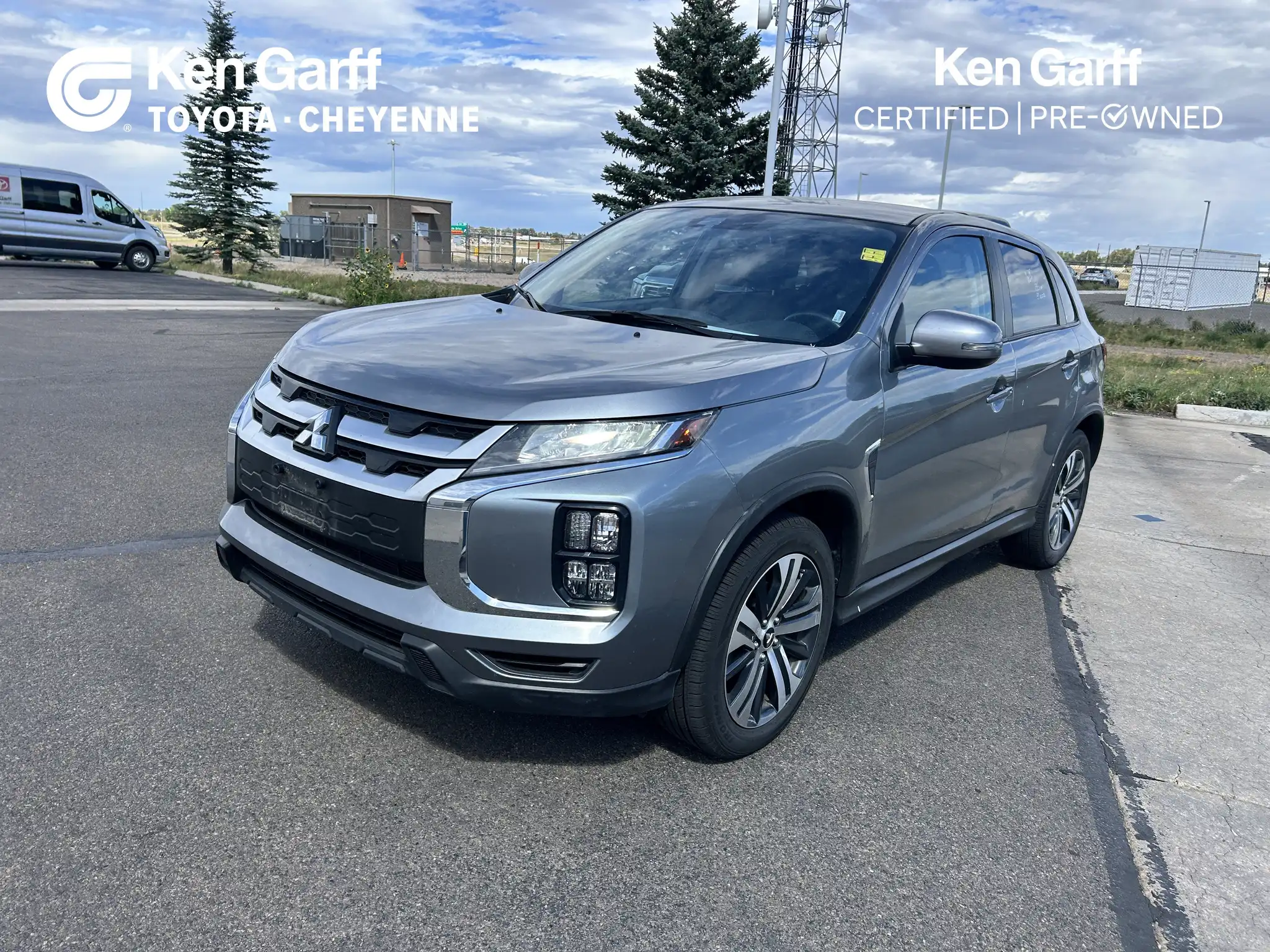 2025 Mitsubishi Outlander Sport 2.0 SE AWC CVT's photo