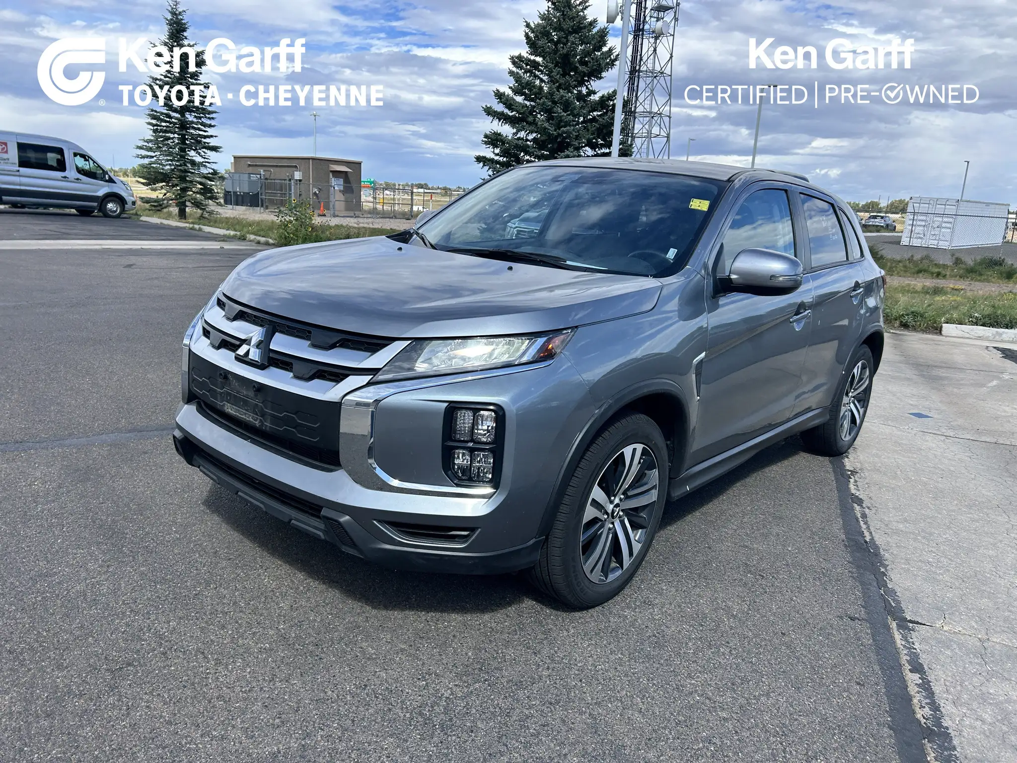 2025 Mitsubishi Outlander Sport 2.0 SE AWC CVT's photo