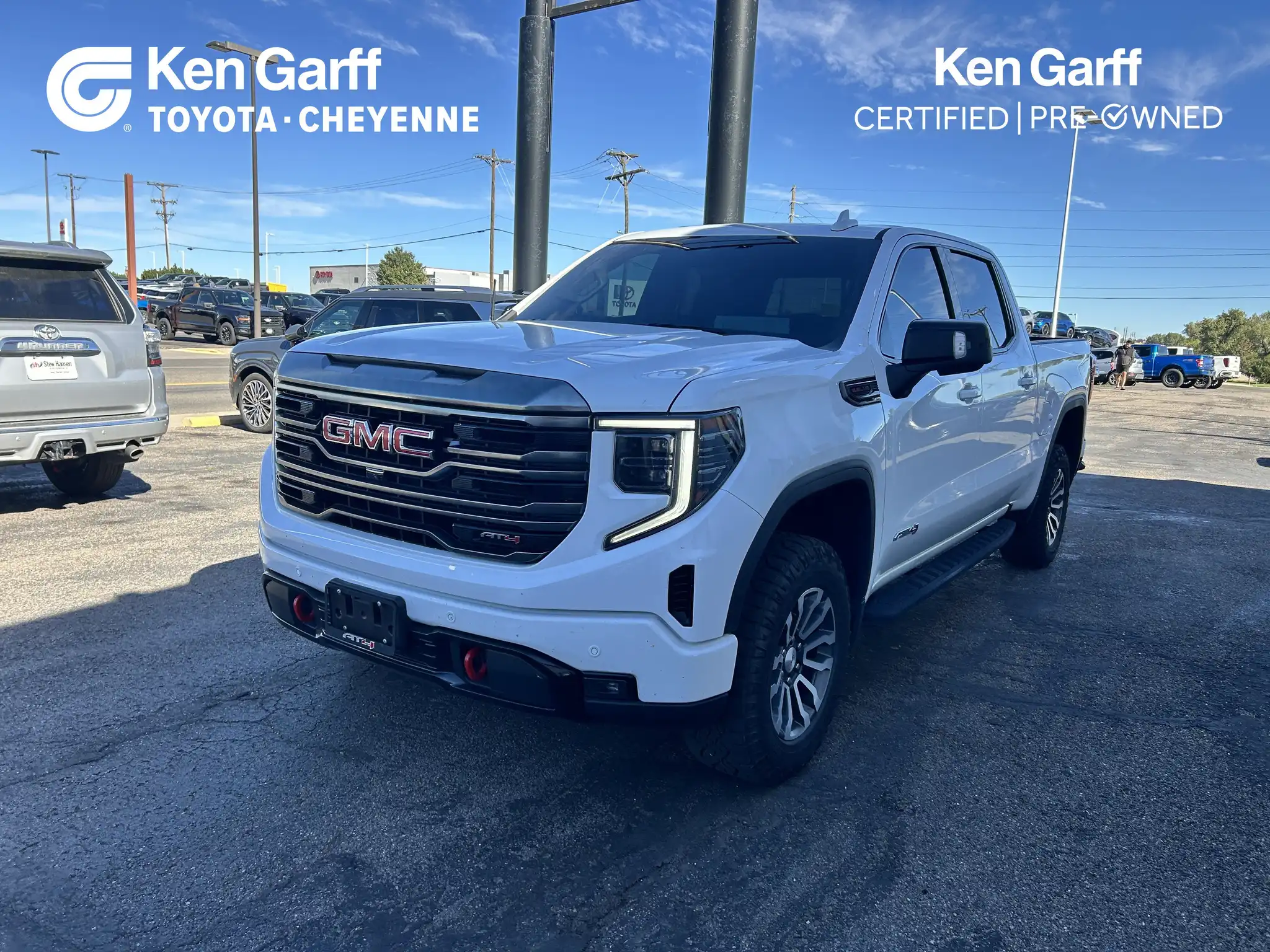 2022 GMC Sierra AT4 4WD Crew Cab Short Box's photo