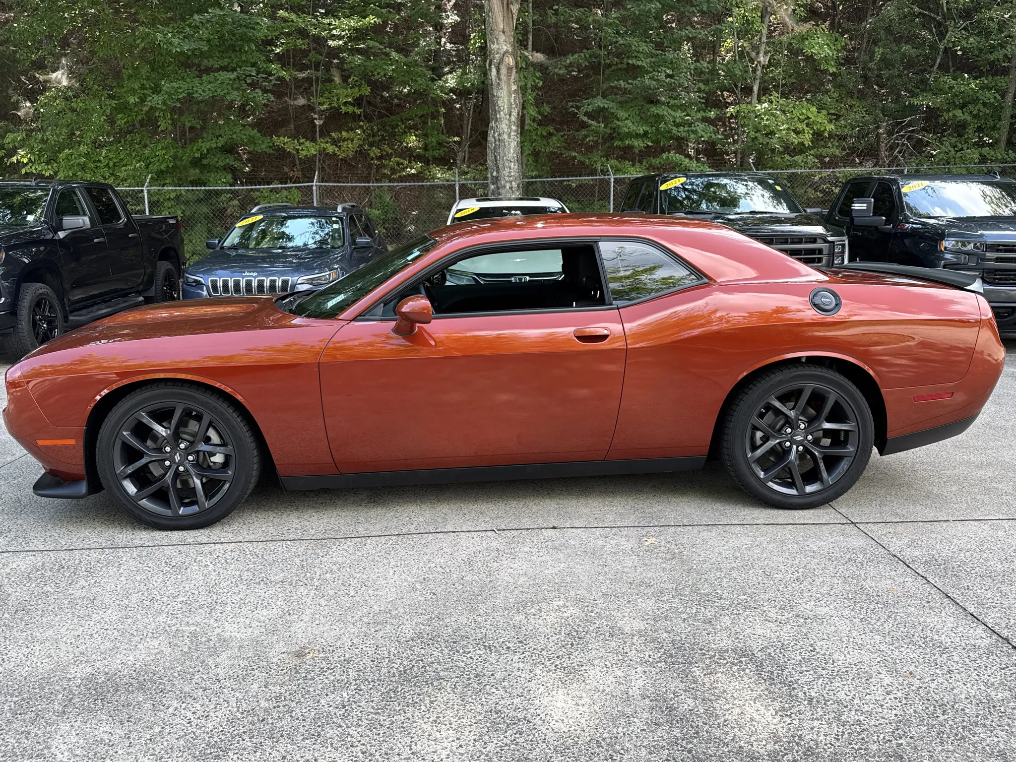 2023 Dodge Challenger GT Auto photo 4