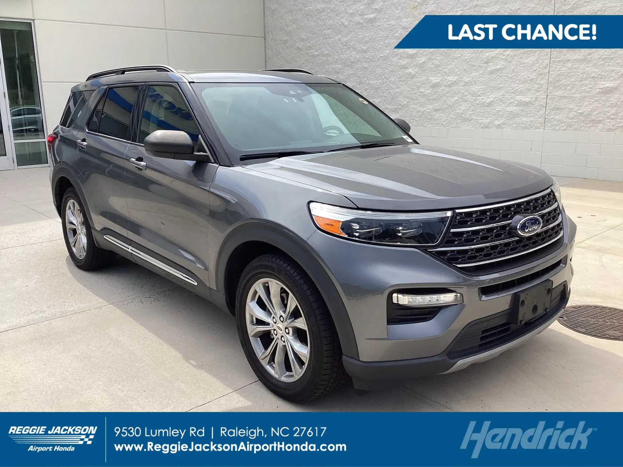 2021 Ford Explorer XLT 4WD's photo
