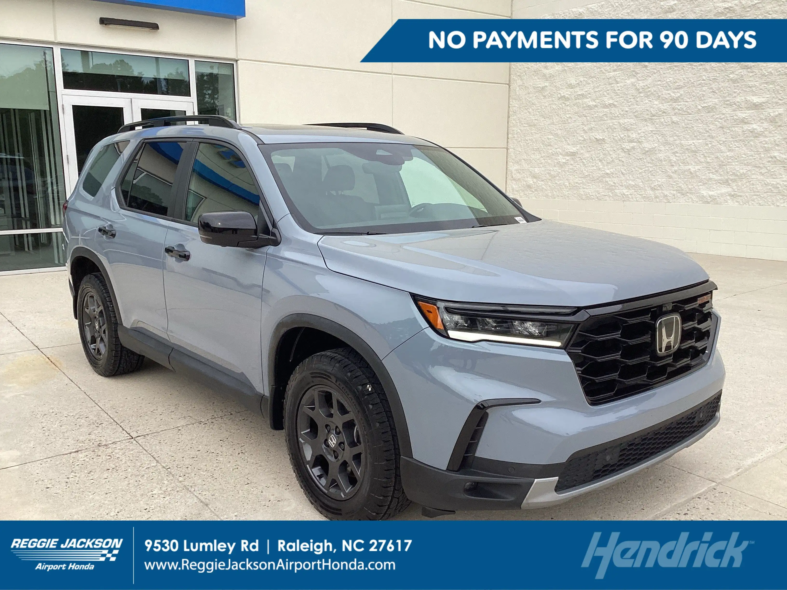 2025 Honda Pilot TrailSport AWD's photo