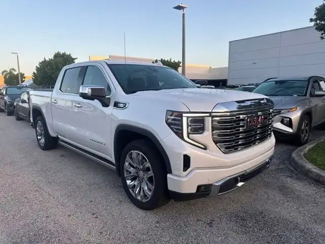 2024 GMC Sierra 2WD Crew Cab Short Box Denali's photo