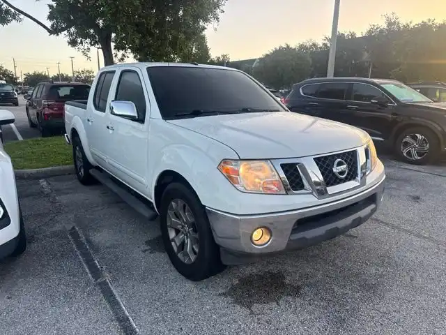 2019 Nissan Frontier 4.0 SL Crew Cab 4X2 AT SWB's photo