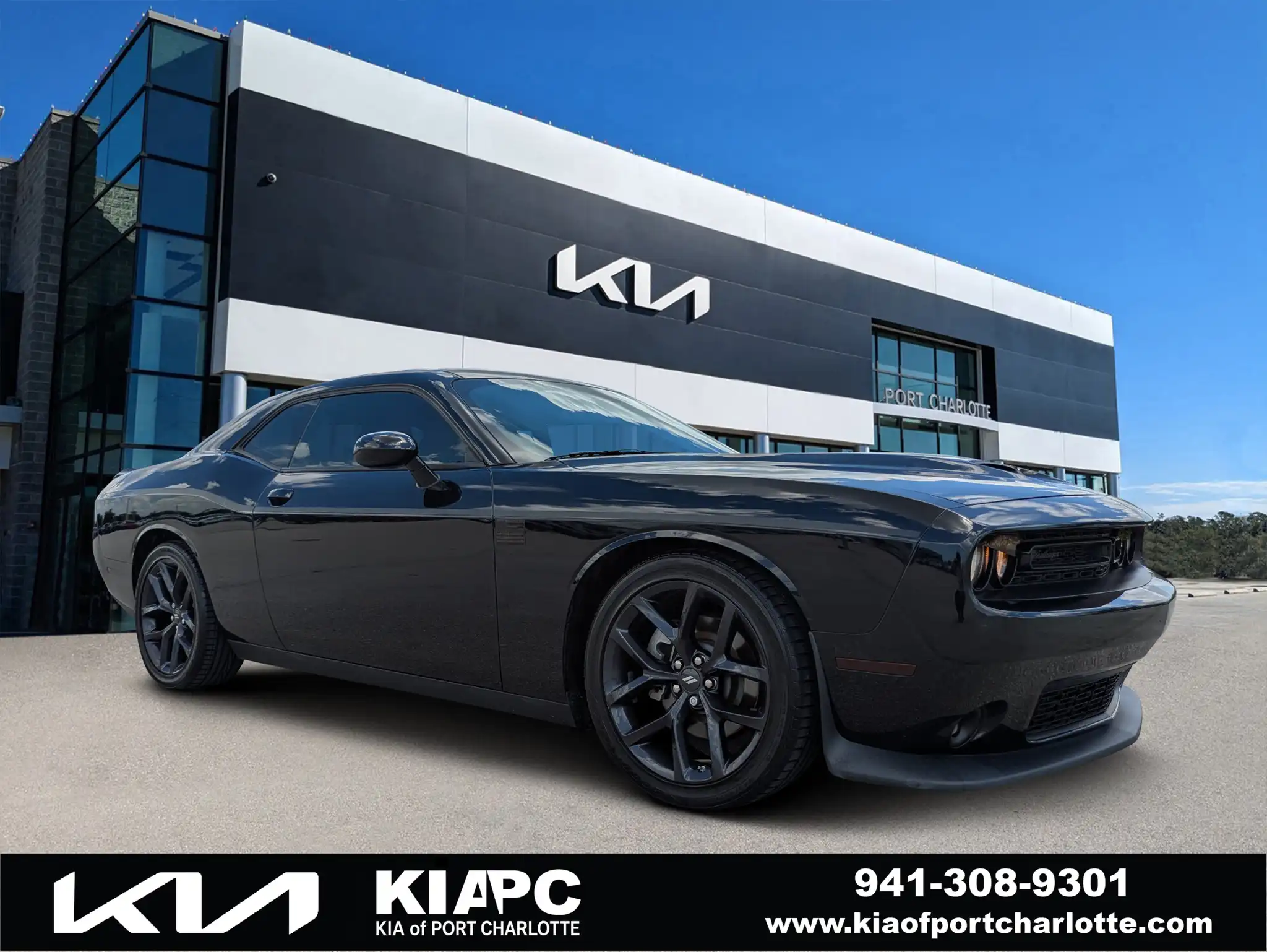 2022 Dodge Challenger GT Auto's photo