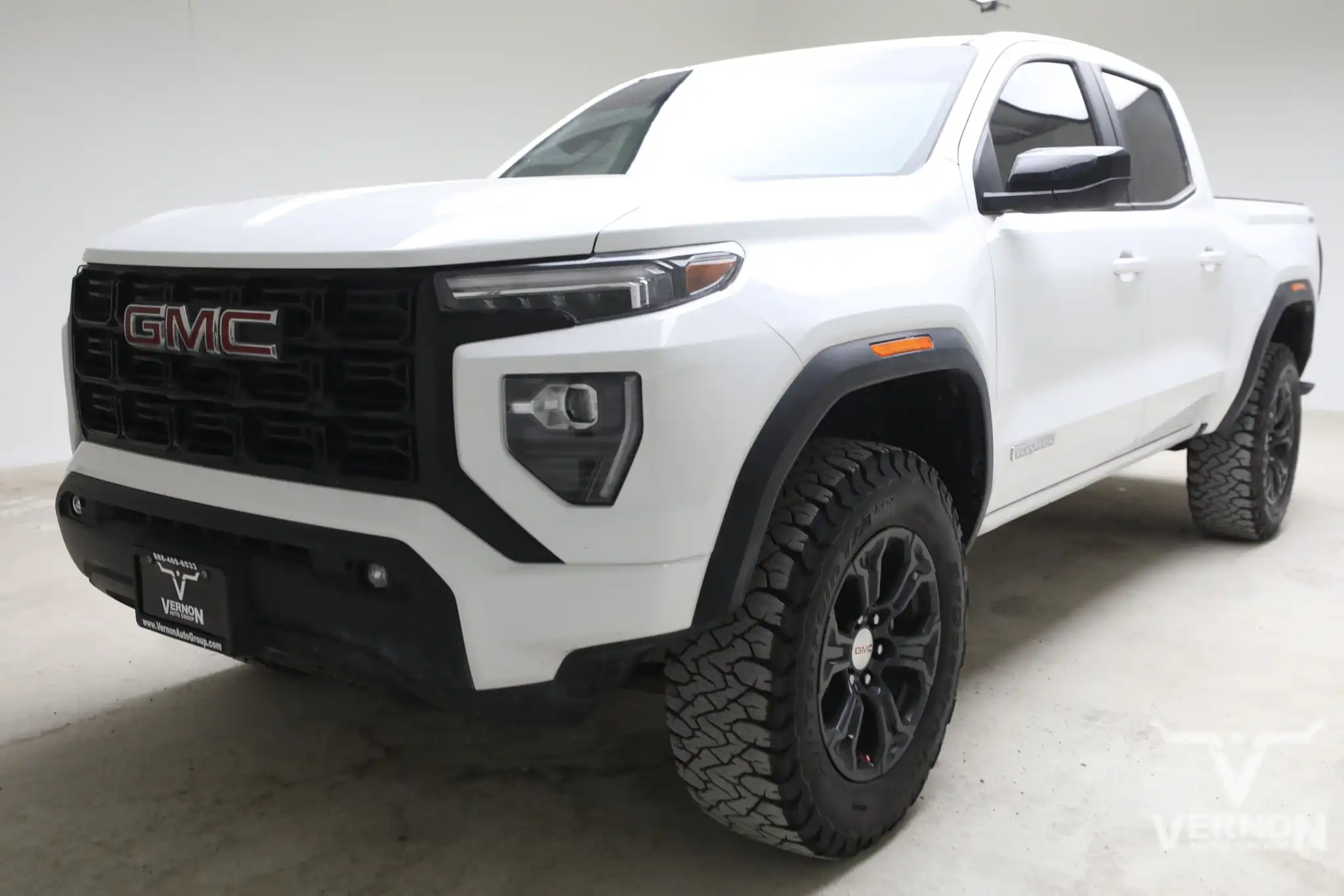 2024 GMC Canyon 4WD Elevation Crew Cab Short Box's photo