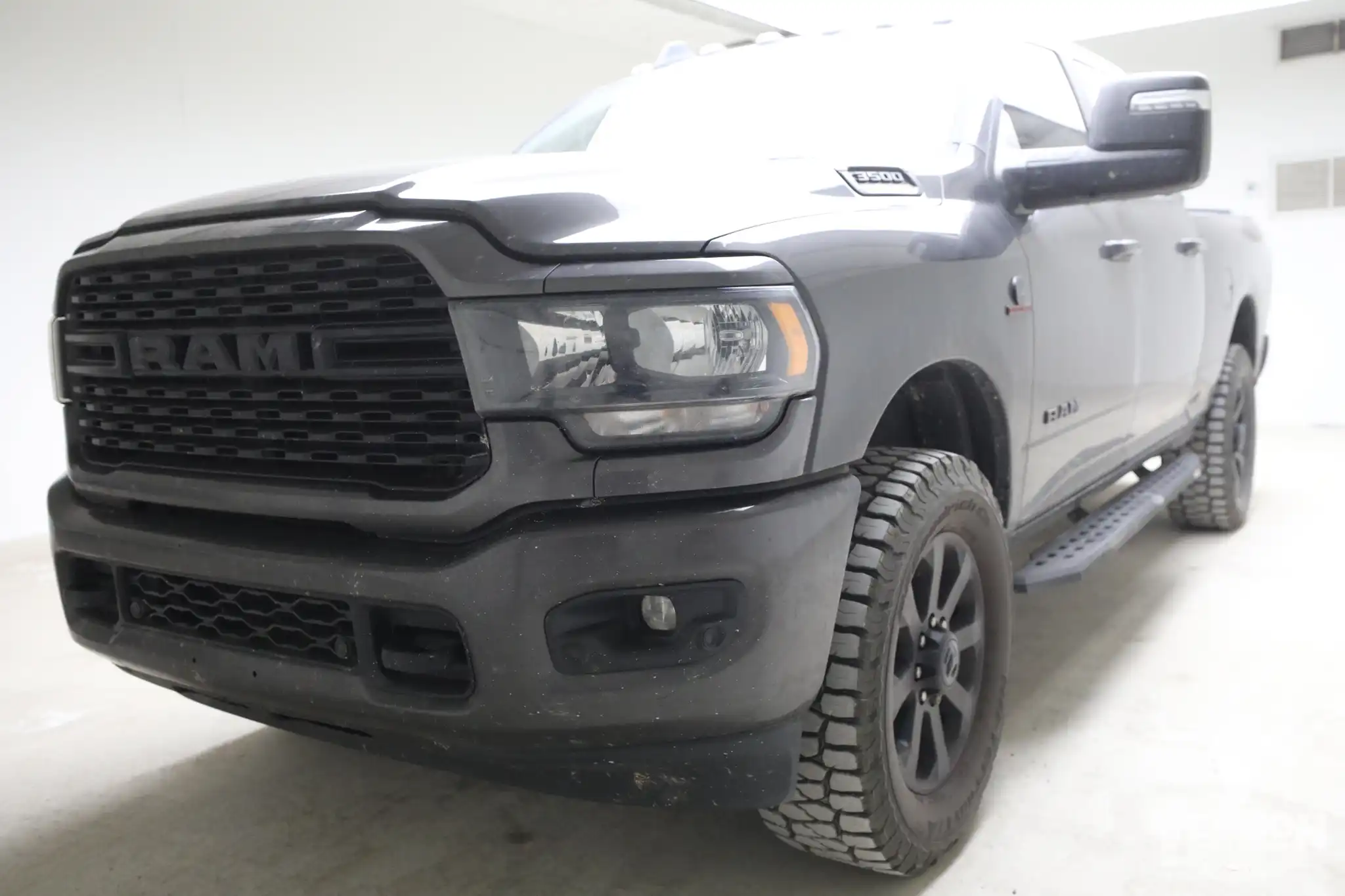 2023 RAM 3500 Big Horn 4X4 Crew Cab SWB's photo