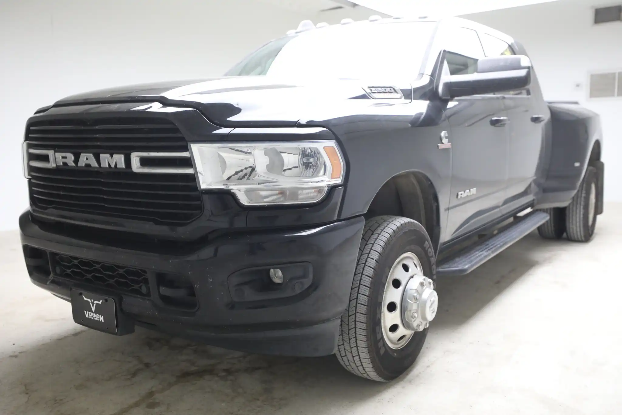 2019 RAM 3500 Big Horn 4WD Mega Cab's photo