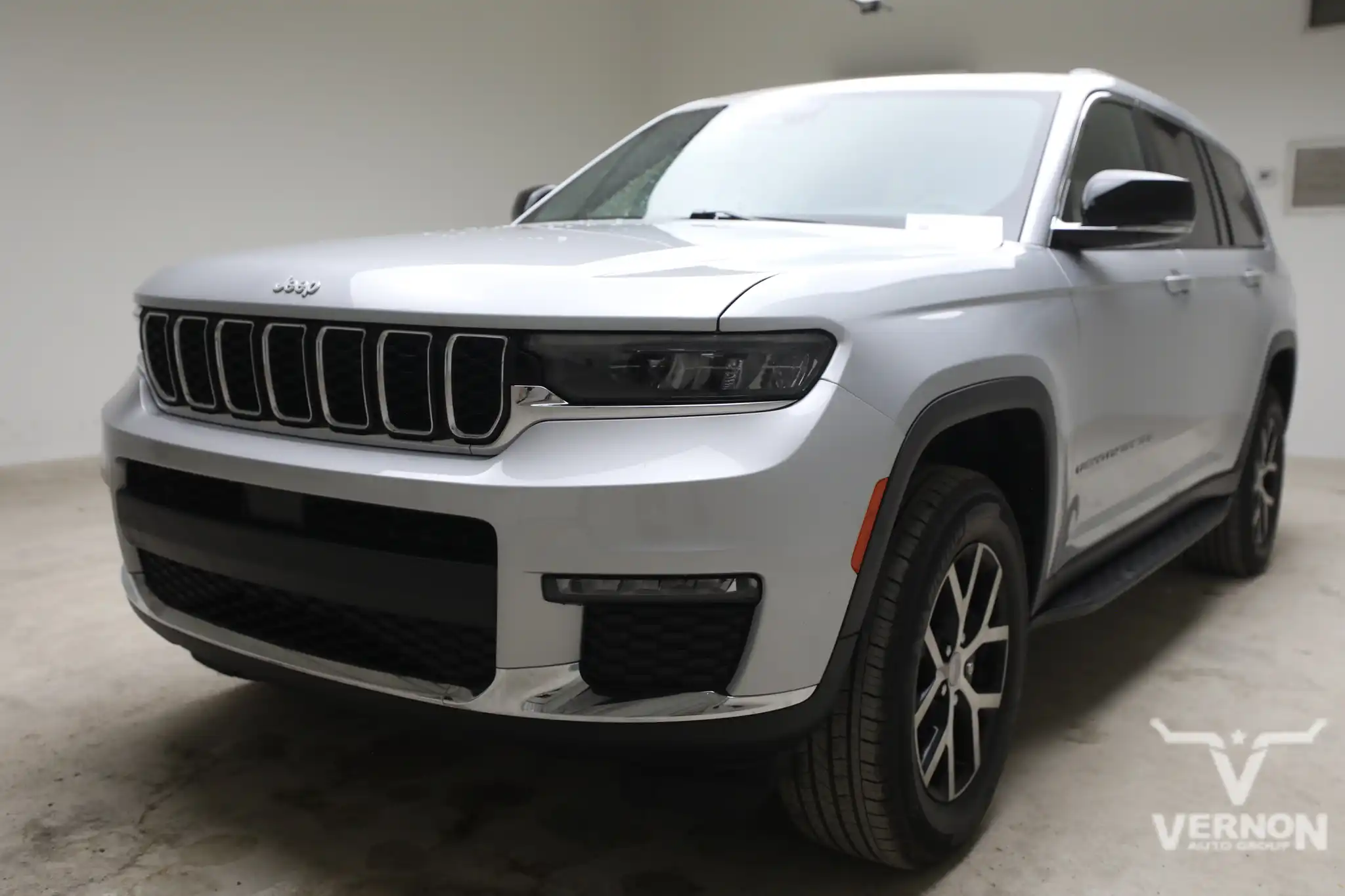 2025 Jeep Grand Cherokee L Limited 4WD's photo