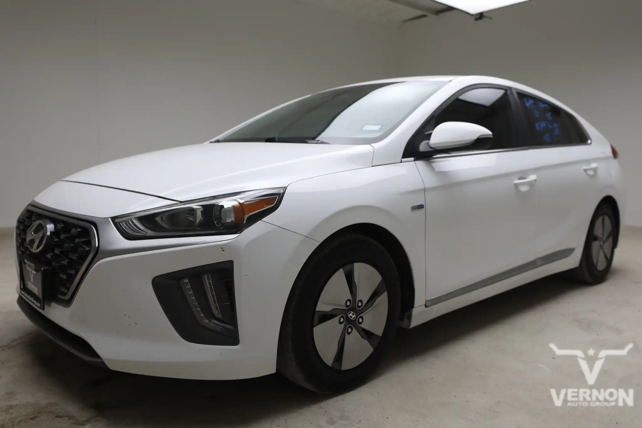 2020 Hyundai Ioniq 1.6 SE Hybrid DCT's photo