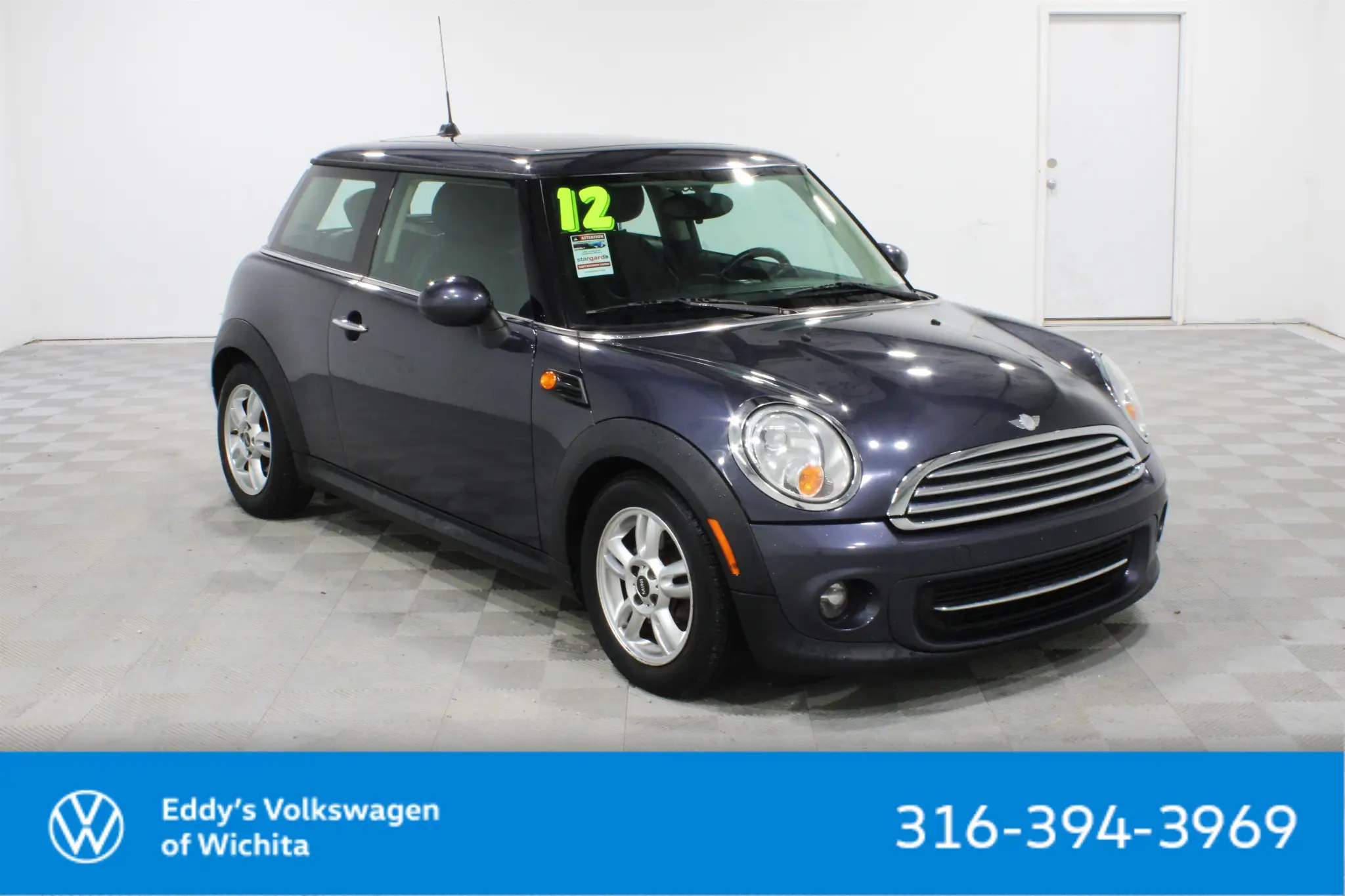 2012 MINI Cooper Base photo 1