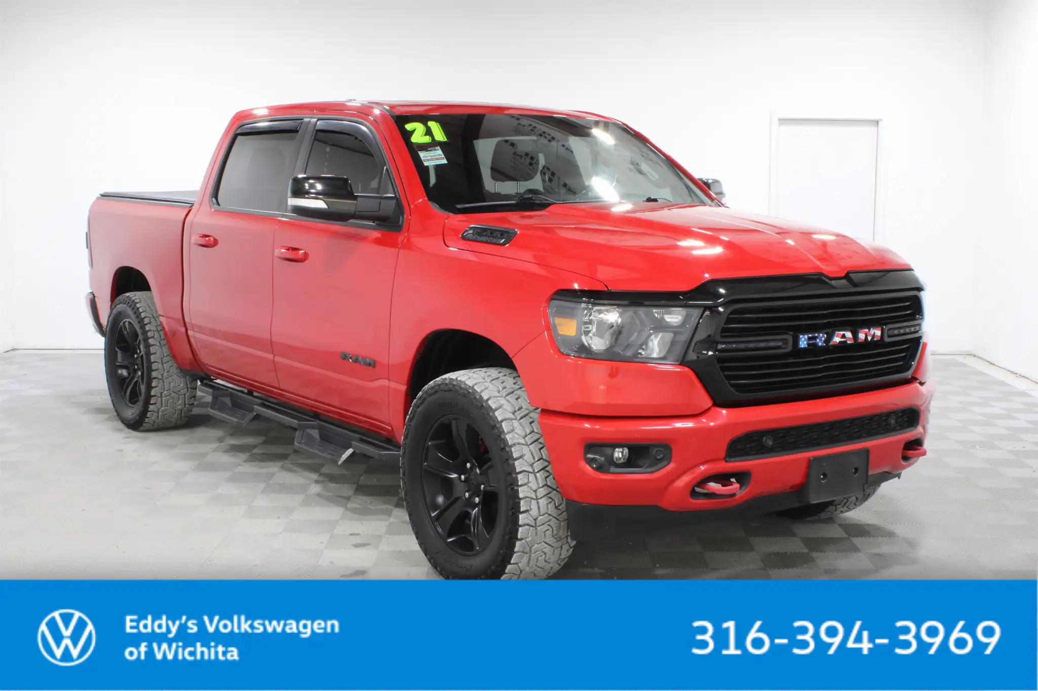 2021 RAM 1500 Big Horn/Lone Star 4WD Crew Cab 5'7's photo