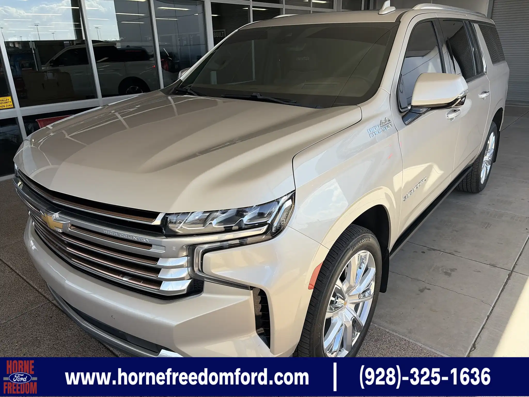 2023 Chevrolet Suburban High Country 4WD 1500's photo