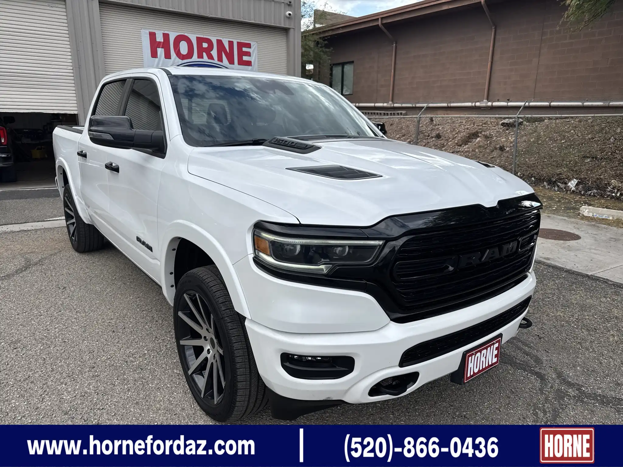 2023 RAM 1500 Limited 4WD Crew Cab 5'7's photo