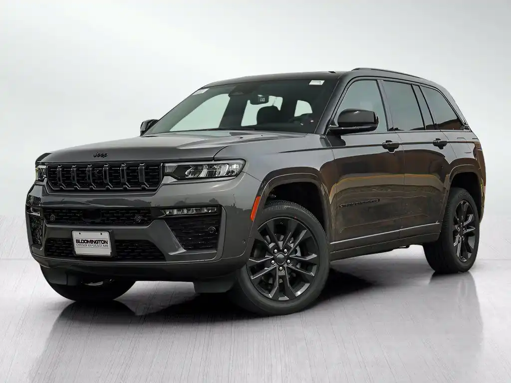 2026 Jeep Grand Cherokee Limited Reserve 4x4's photo