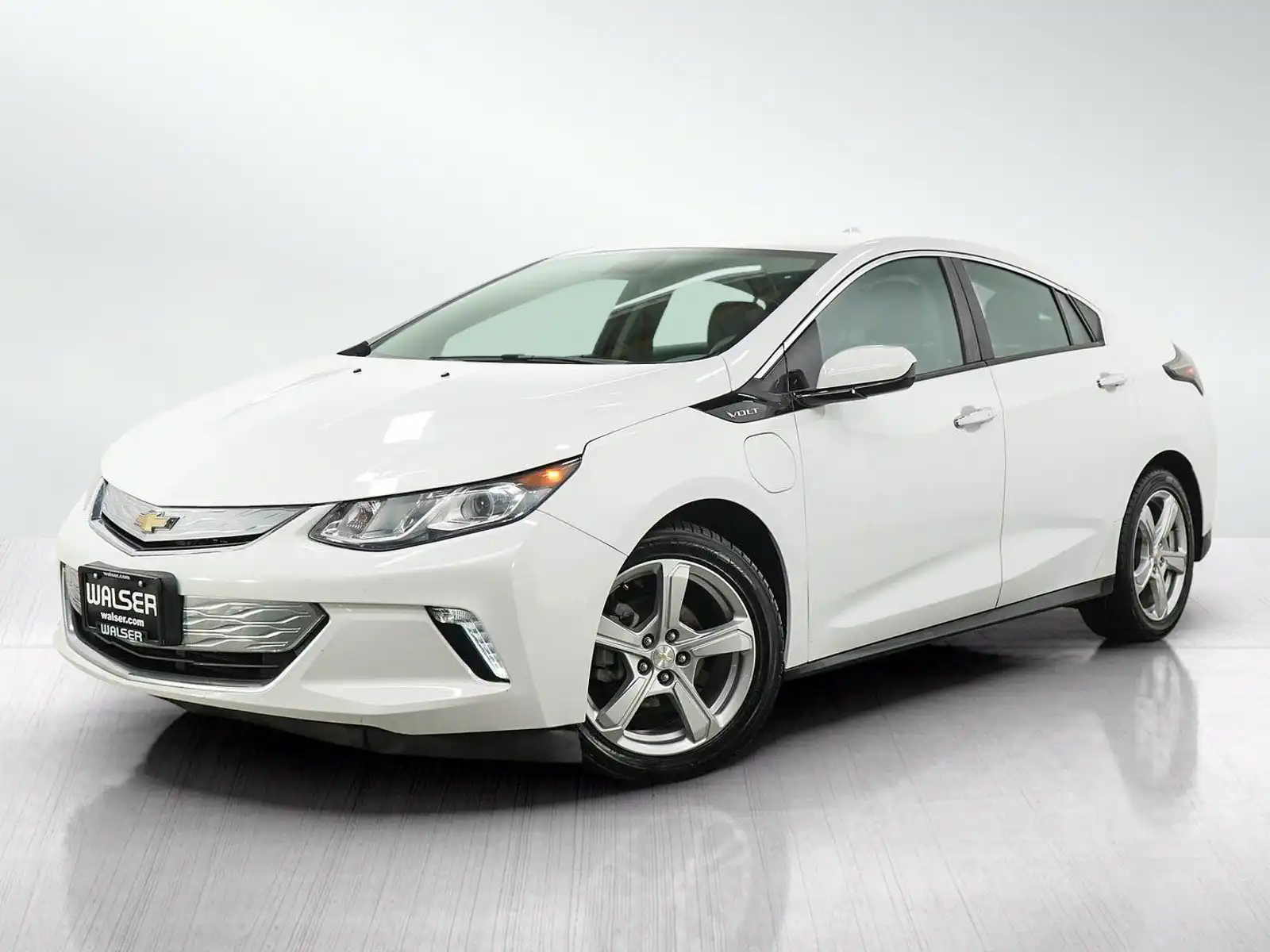 2017 Chevrolet Volt LT's photo