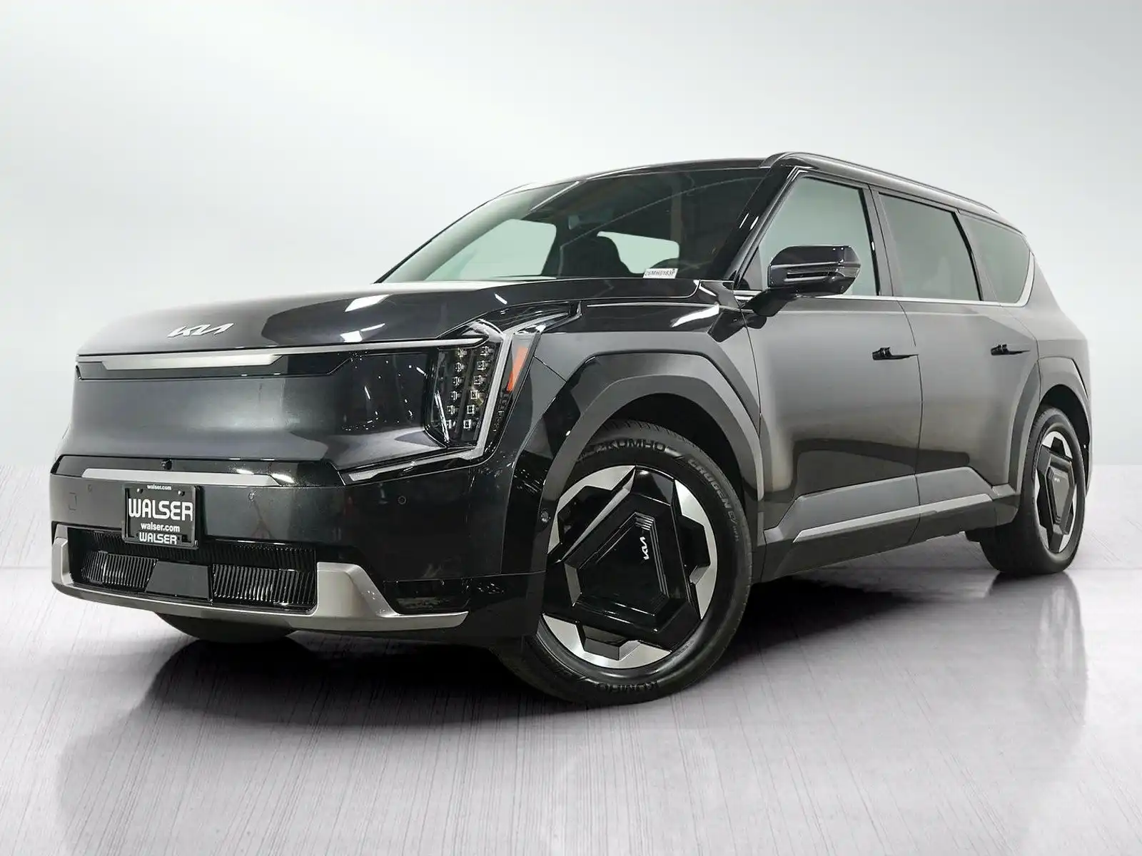 2024 Kia EV9 AWD Land's photo