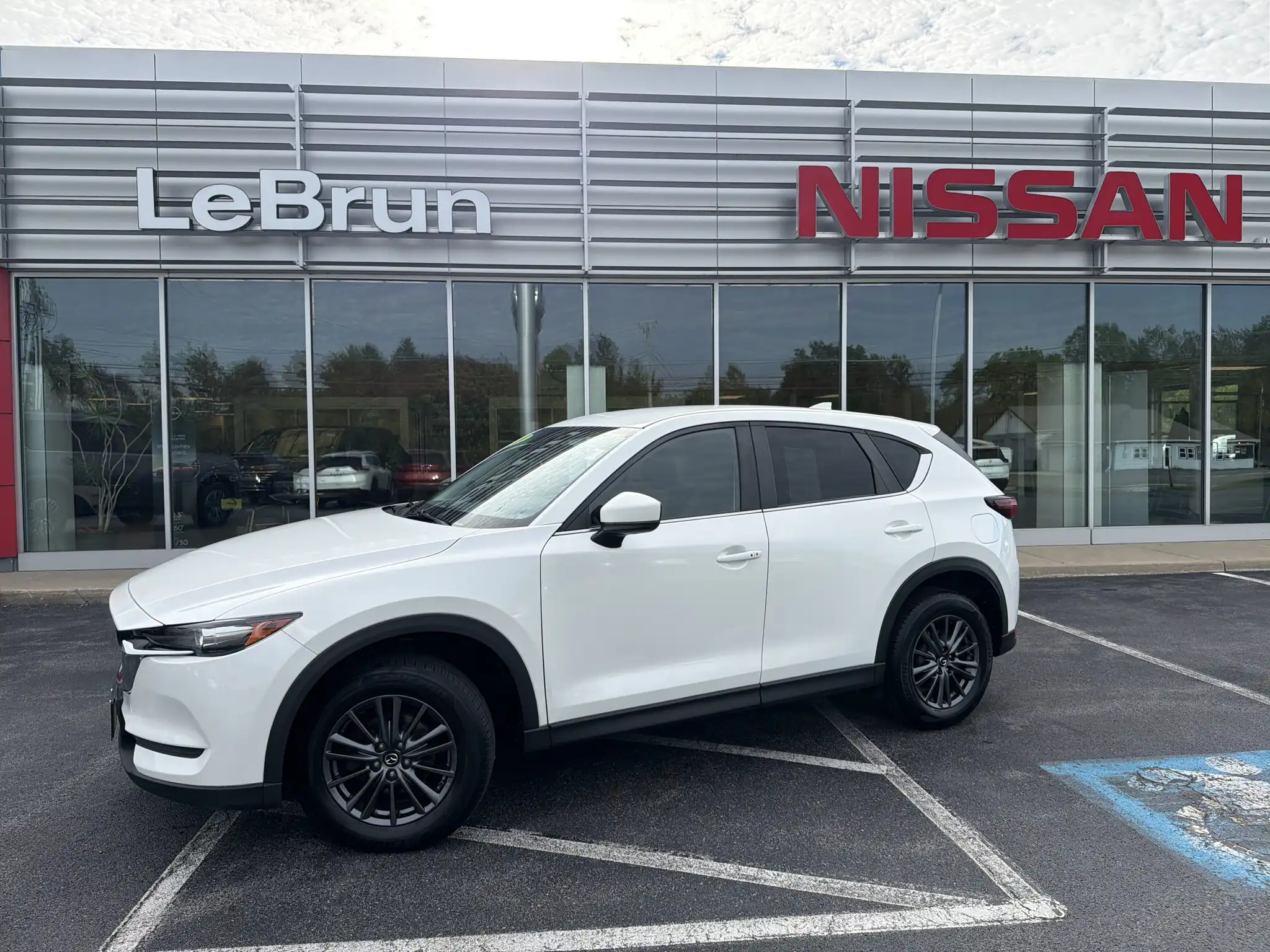 2019 Mazda CX-5 Touring AWD Auto's photo