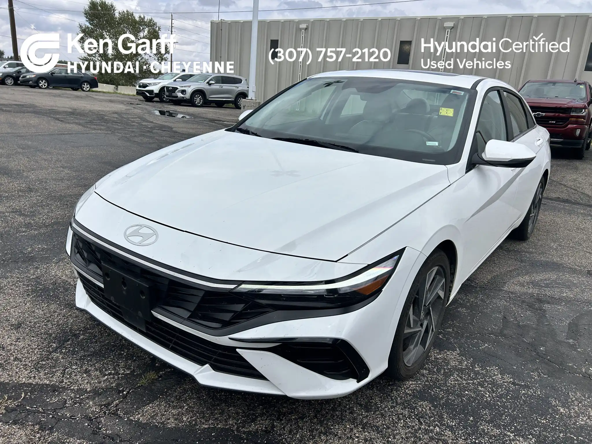 2025 Hyundai Elantra 2.0 Limited IVT's photo