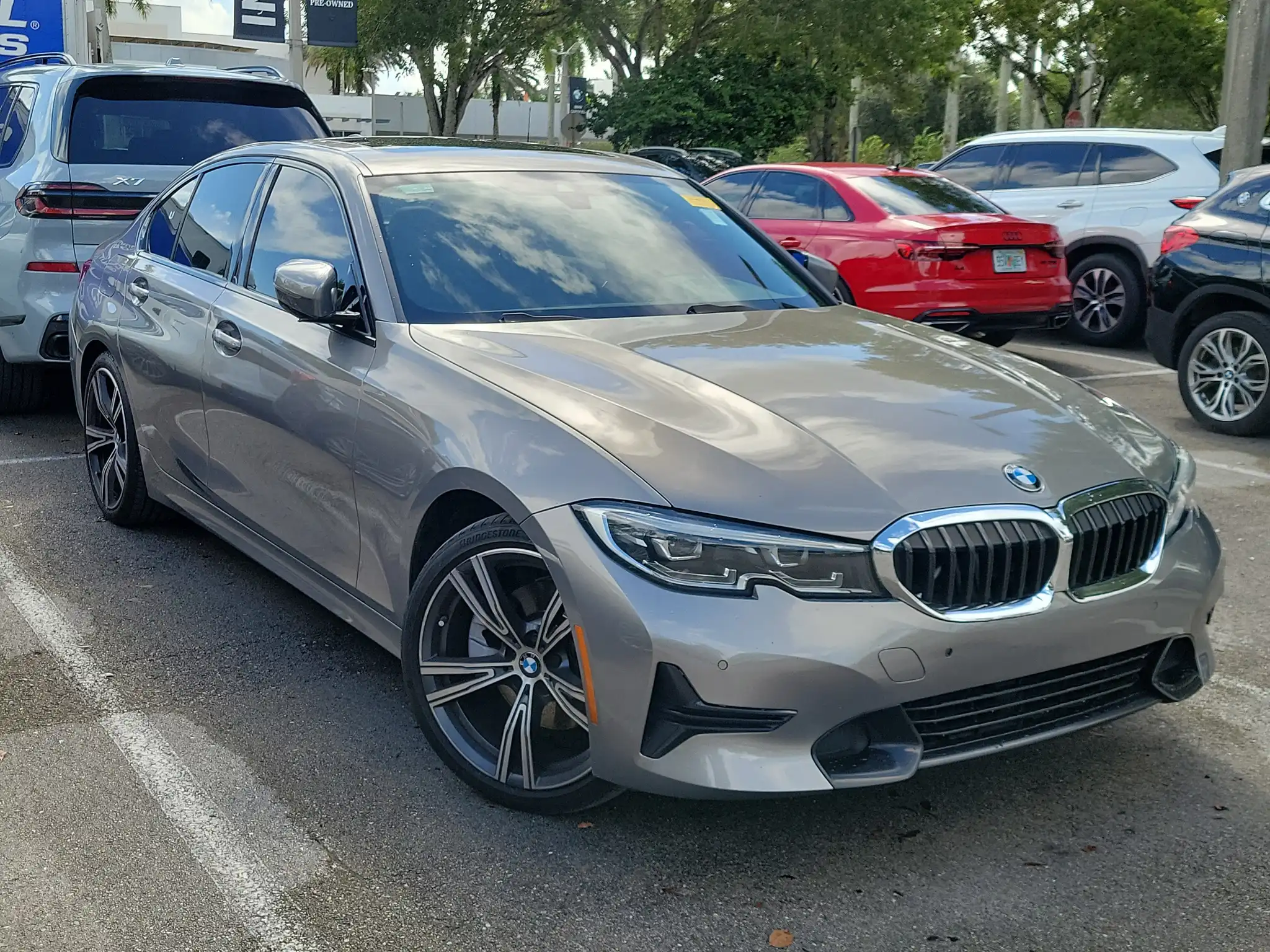 2022 BMW 3 Series 330i Sedan's photo