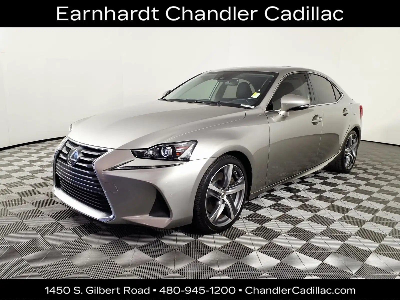 2017 Lexus IS 350 200t's photo