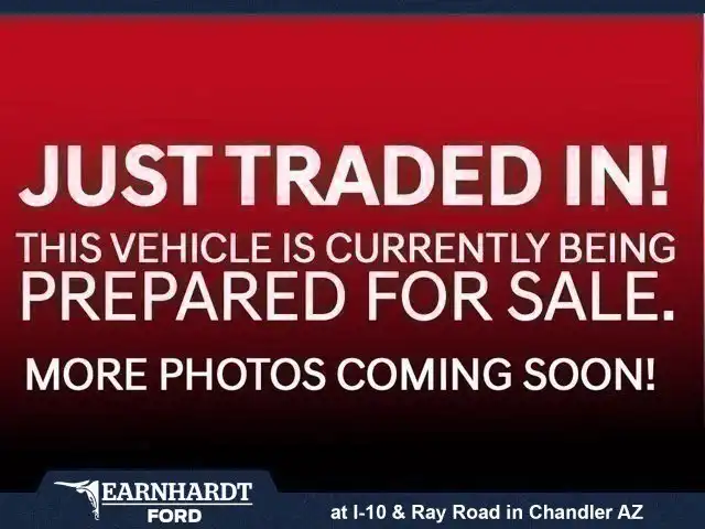 2023 Ford Explorer XLT 4WD's photo
