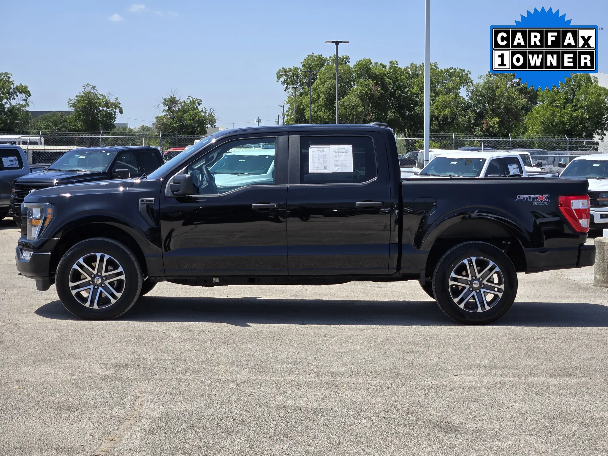 2023 Ford F-150 XL 4x4 SuperCrew 5-1/2 Box photo 4