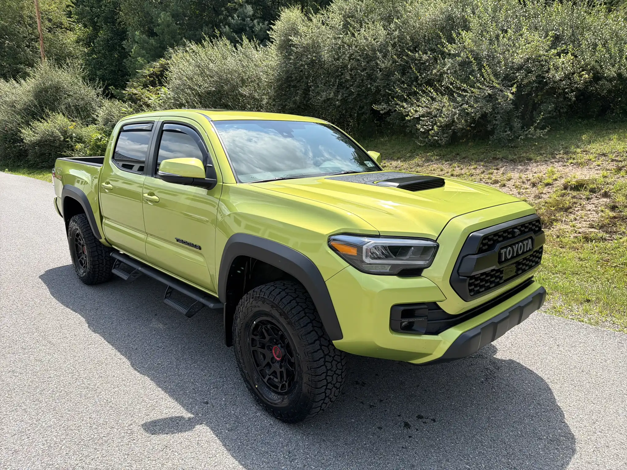 2022 Toyota Tacoma TRD Pro Double Cab 4WD V6 Auto SB's photo