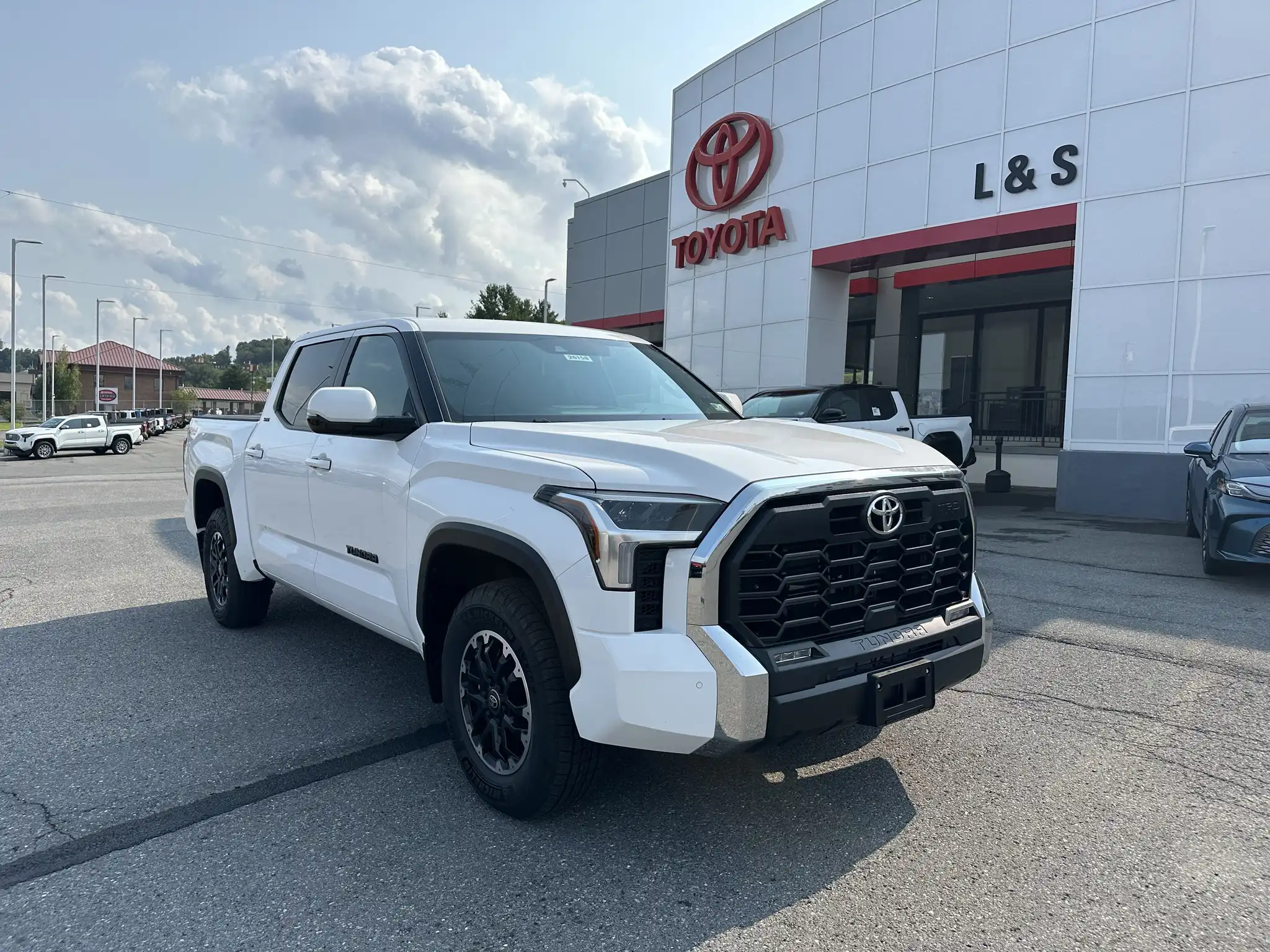 2026 Toyota Tundra SR5 4WD CrewMax 5.5' Bed's photo
