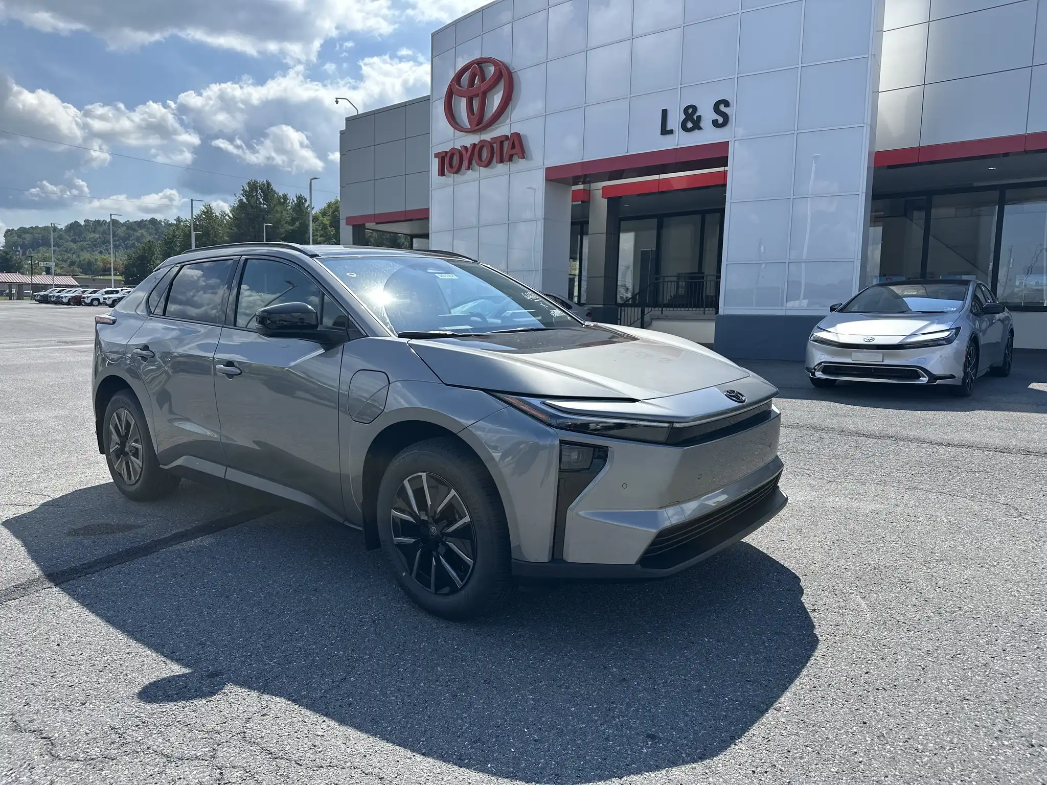 2026 Toyota bZ4X XLE AWD's photo