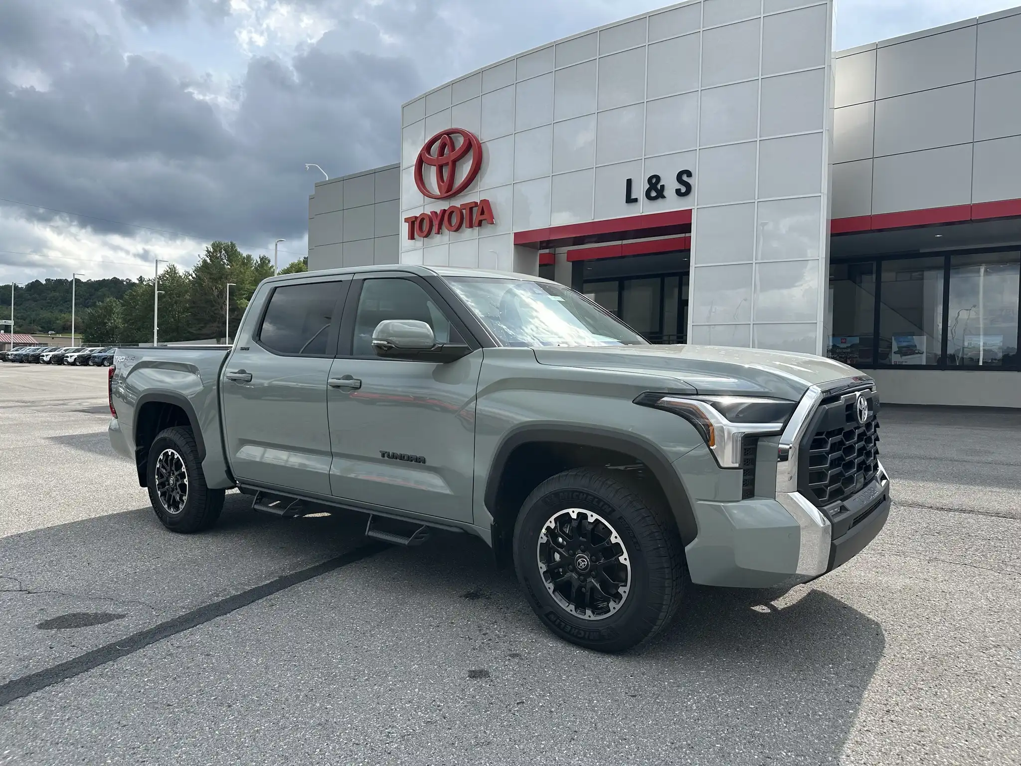 2026 Toyota Tundra SR5 4WD CrewMax 5.5' Bed's photo
