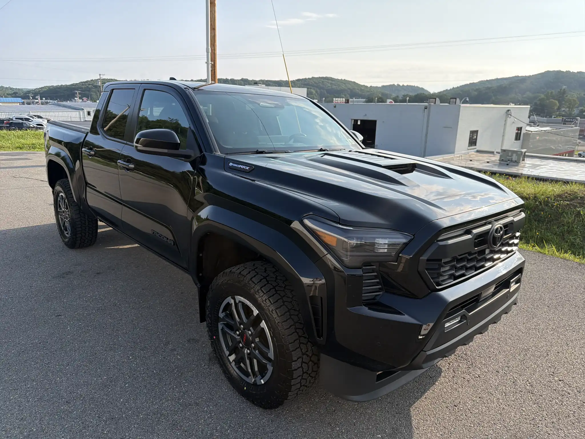 2024 Toyota Tacoma TRD Sport Hybrid 4x4 Double Cab's photo