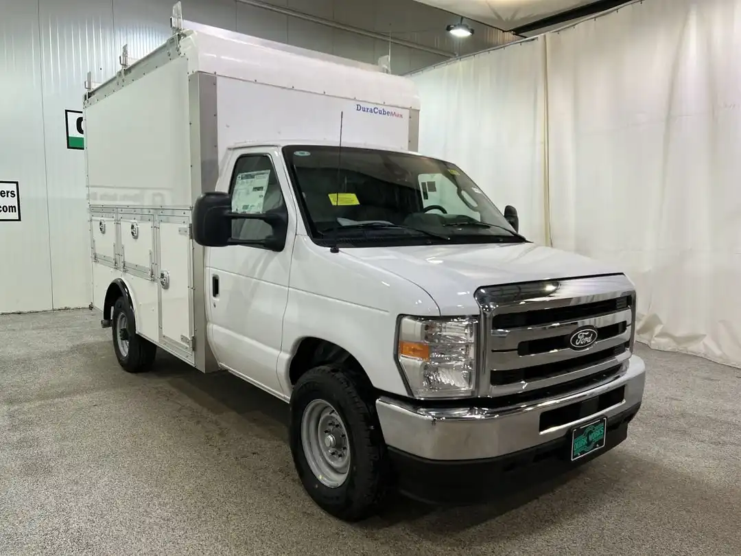 2026 Ford E-Series SRW E-350 Super Duty 138 in WB's photo