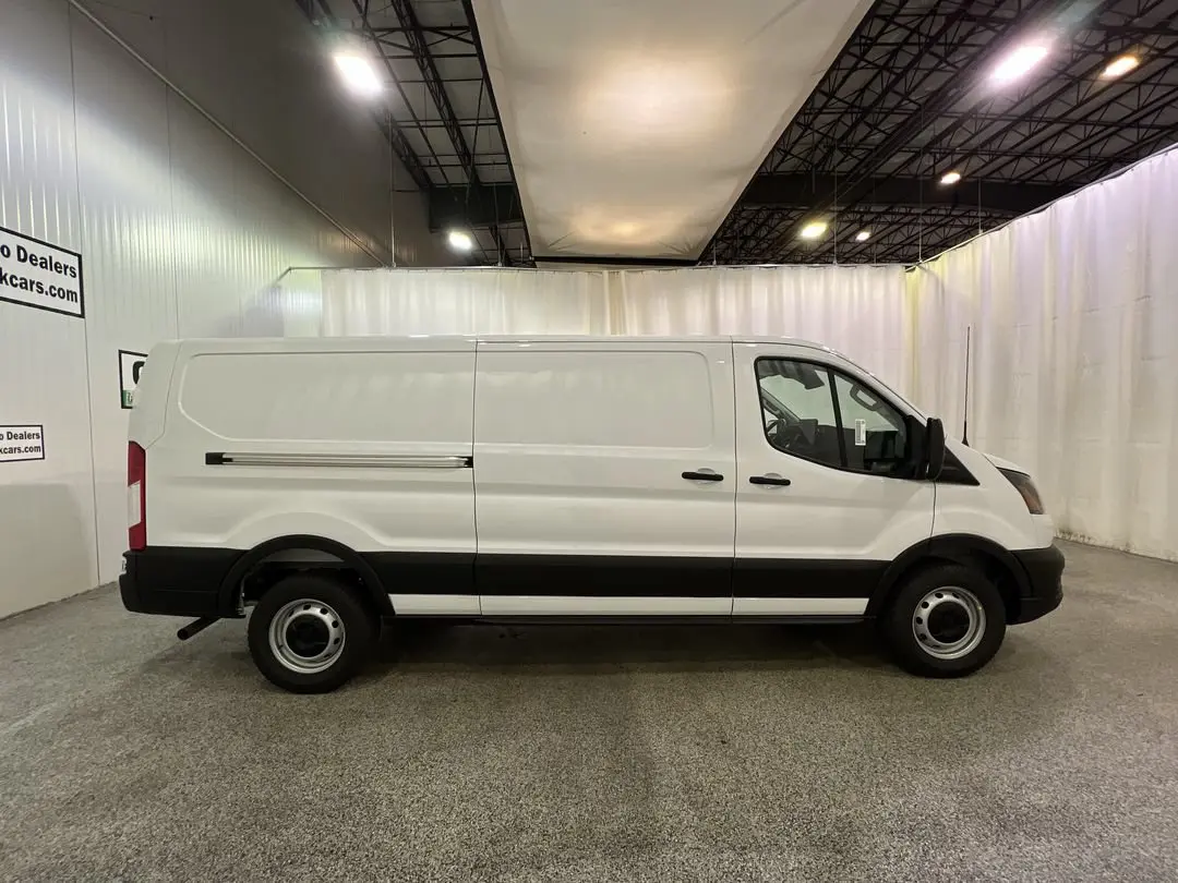 2026 Ford Transit 250 Low Roof 148 WB photo 5
