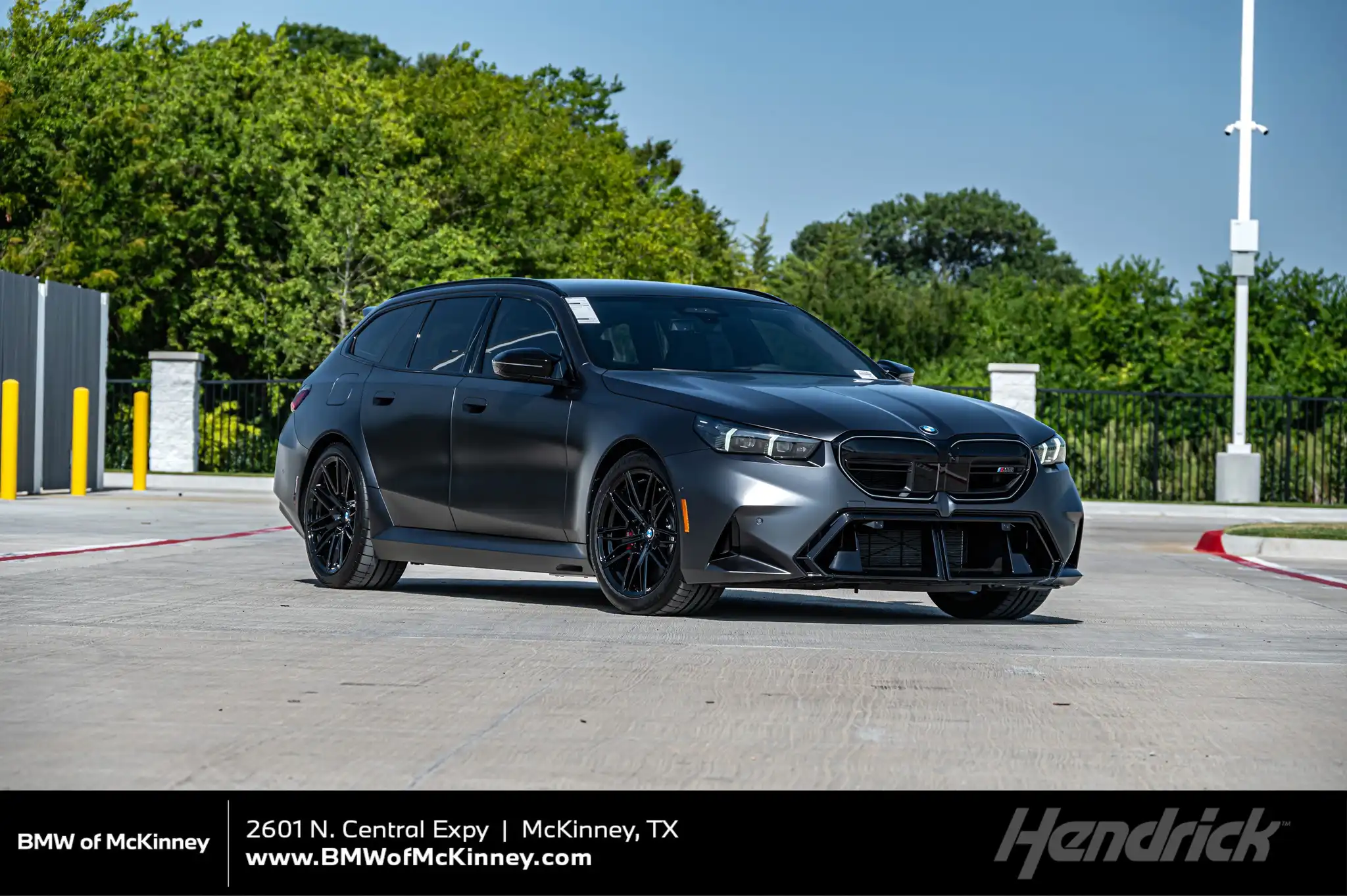 2027 BMW M5 M5 Touring's photo