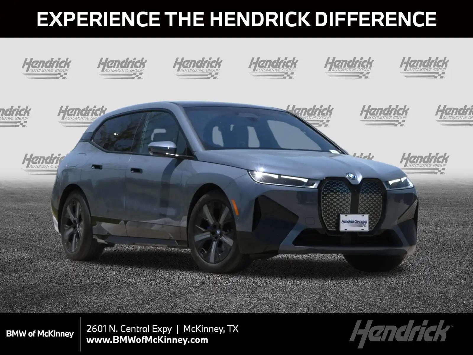 2023 BMW iX M60's photo