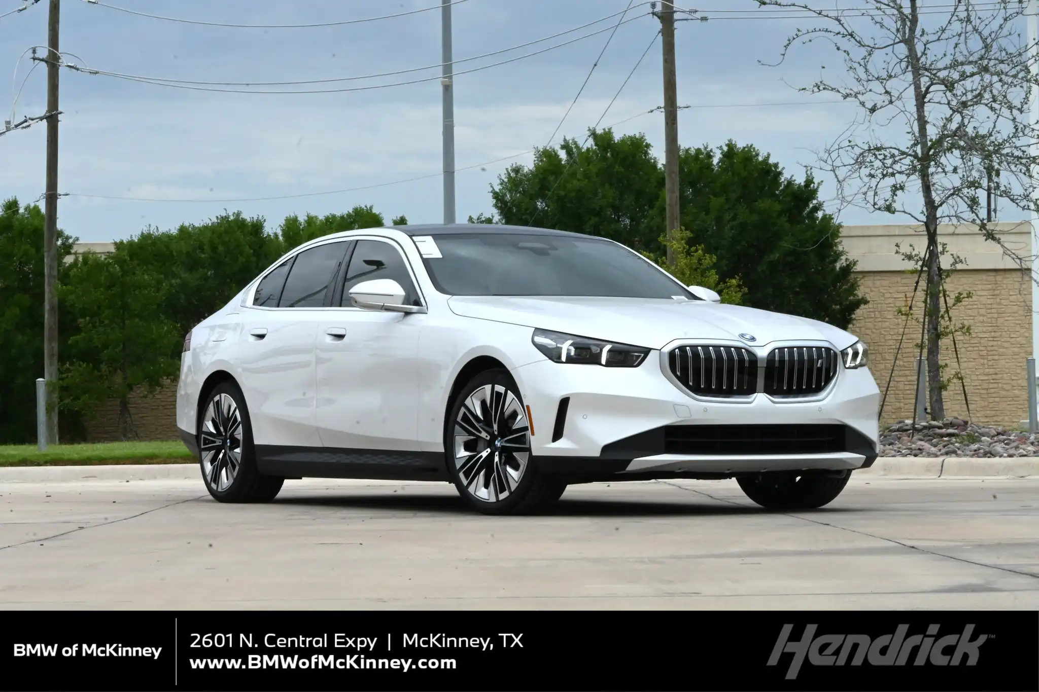 2027 BMW i5 eDrive40 Sedan's photo