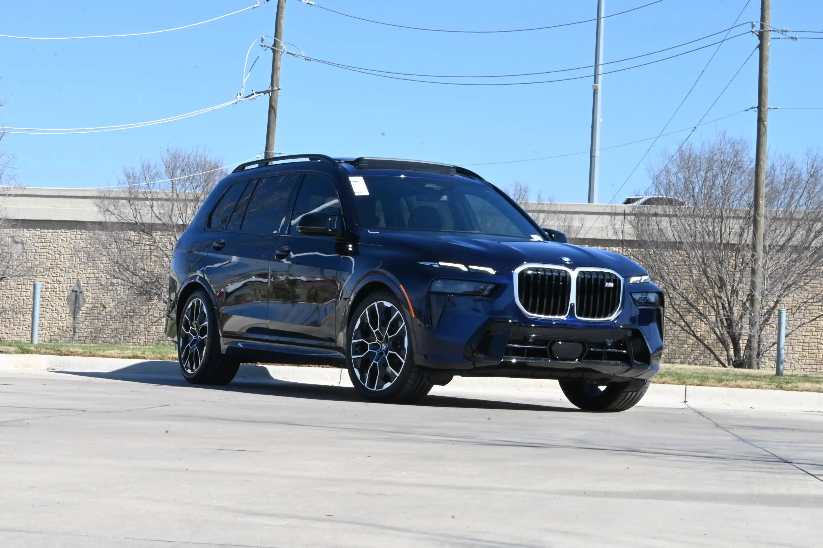 2026 BMW X7 M60i's photo