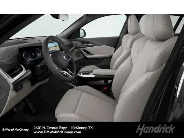 2027 BMW X2 xDrive28i's photo