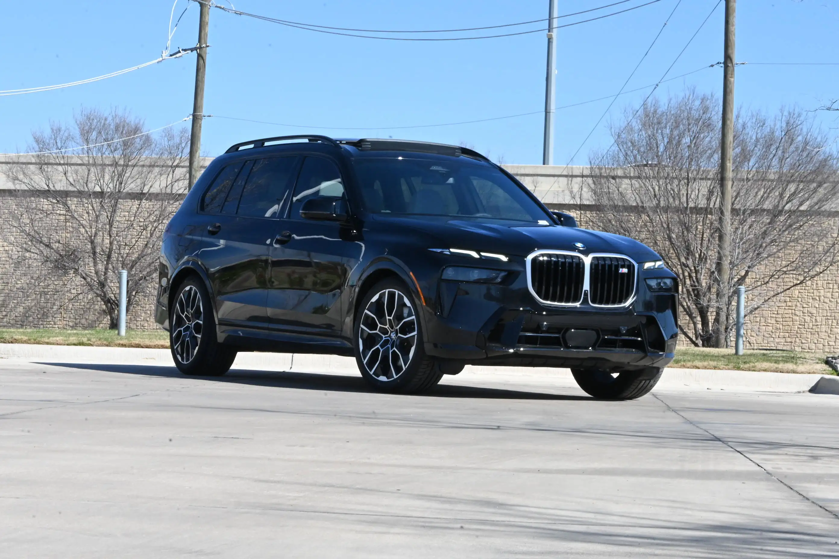 2026 BMW X7 M60i's photo