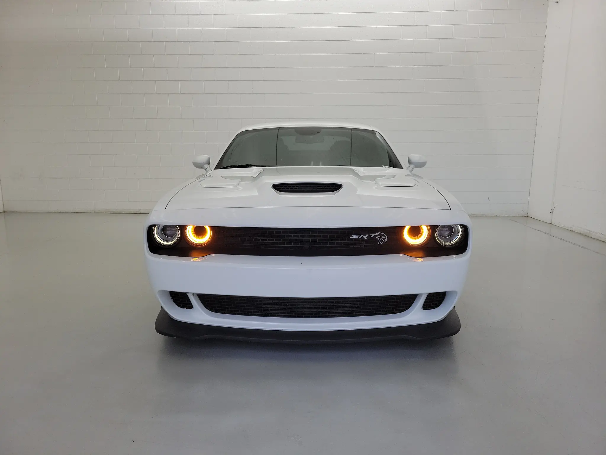 2017 Dodge Challenger SRT Hellcat photo 3