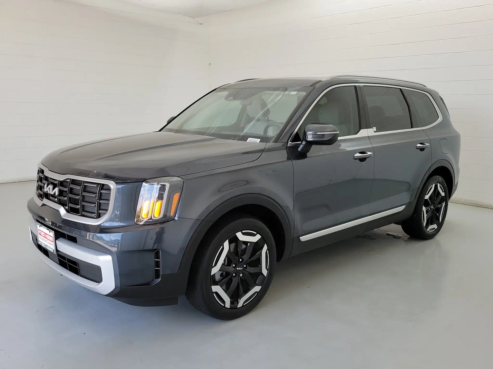 2024 Kia Telluride S FWD's photo
