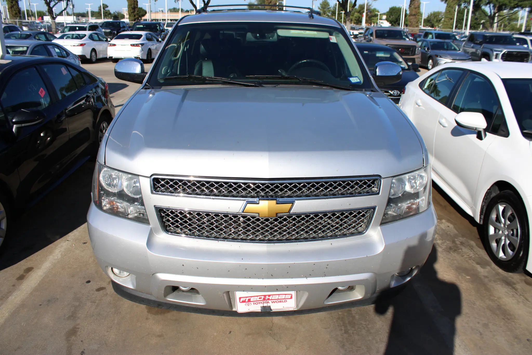 2012 Chevrolet Tahoe LS 2WD photo 4