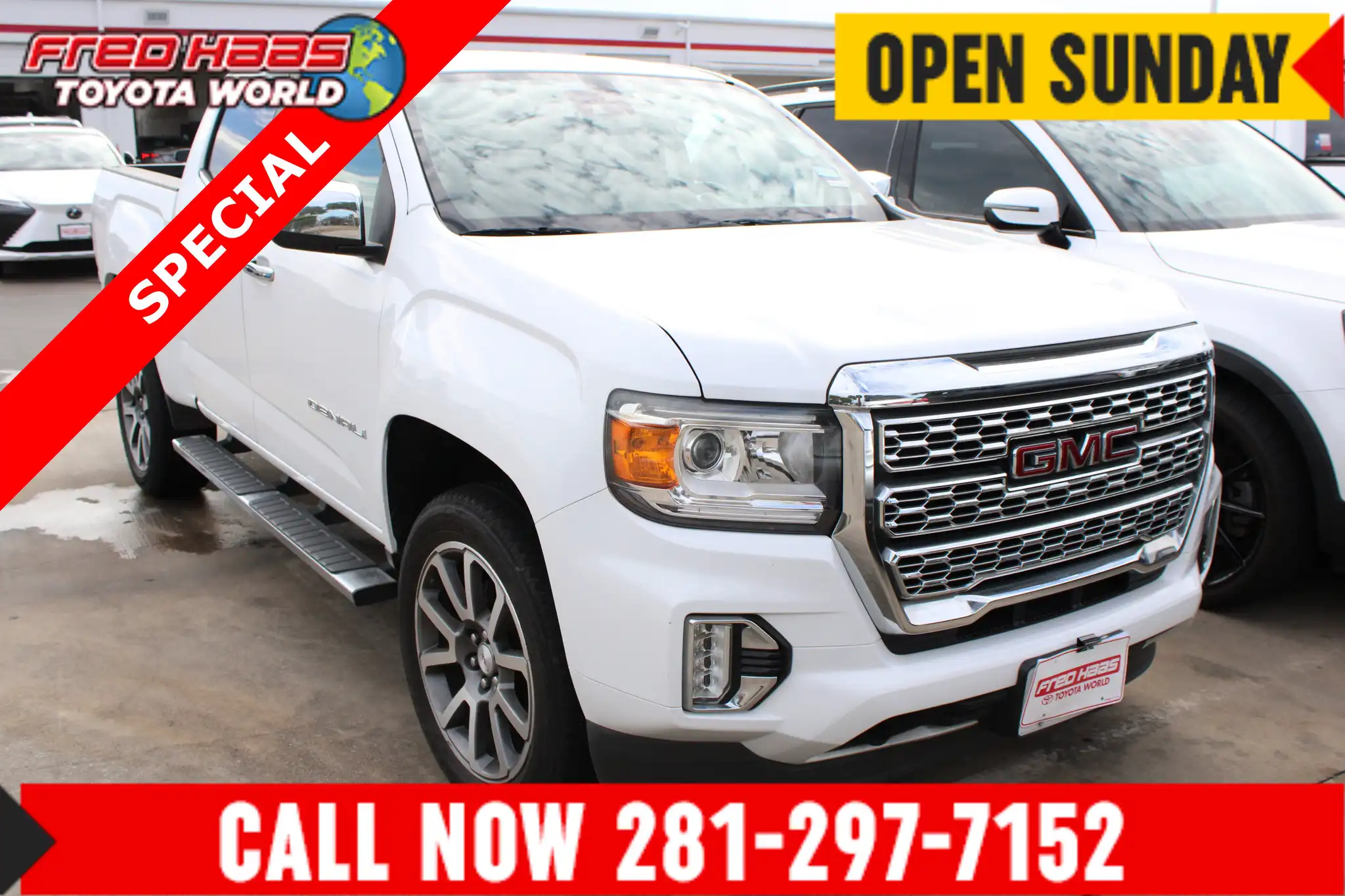 2022 GMC Canyon Denali 4WD Crew Cab Short Box's photo