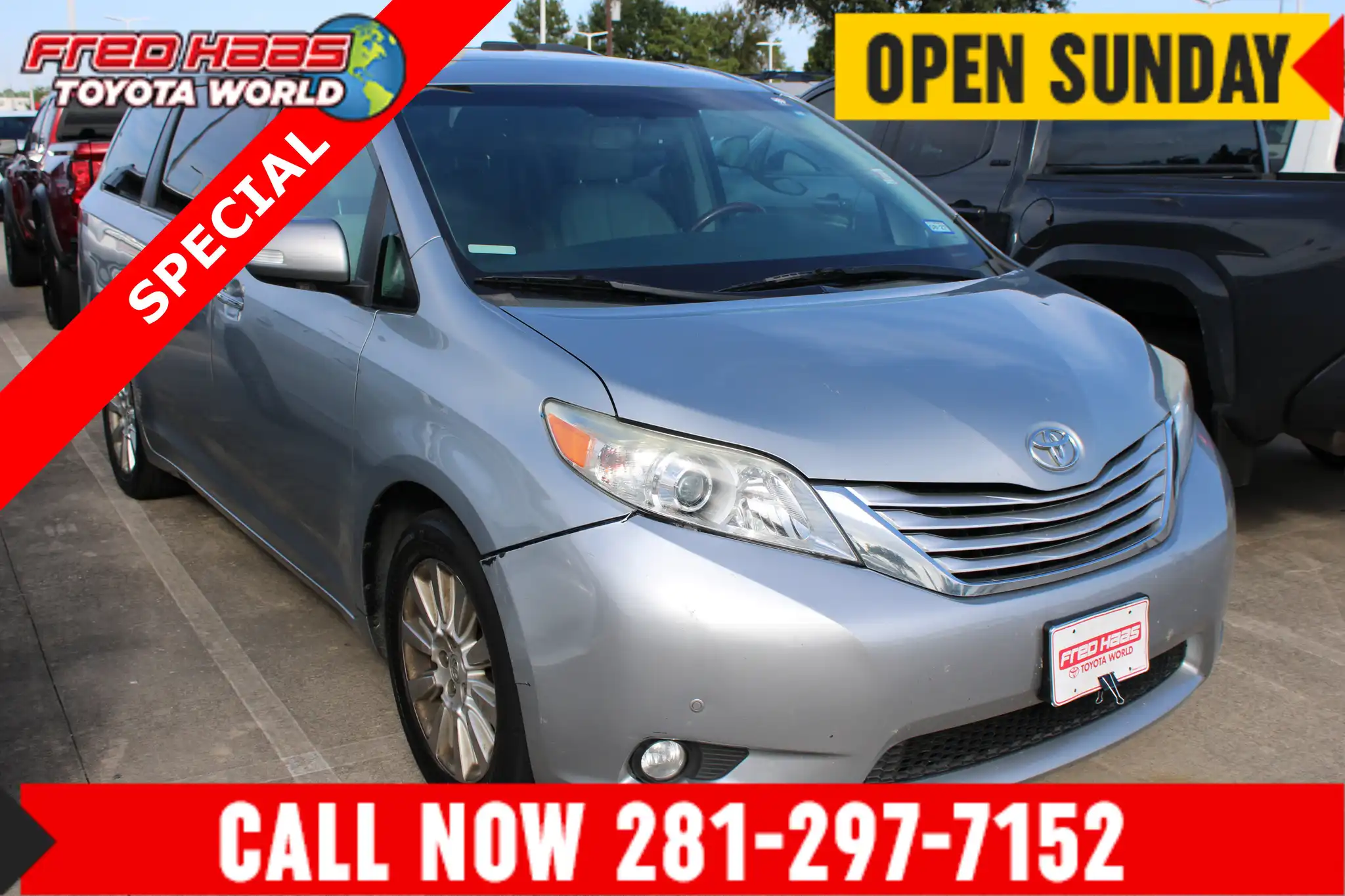 2014 Toyota Sienna Limited V6 AWD 7-Passenger's photo