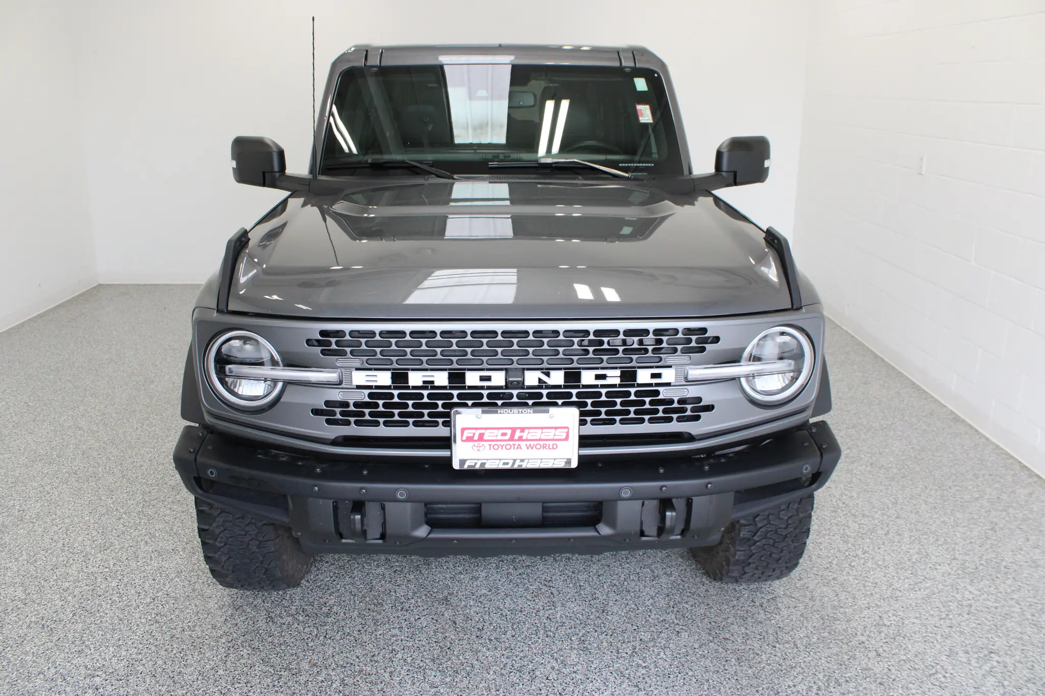 2025 Ford Bronco Badlands 4WD photo 3