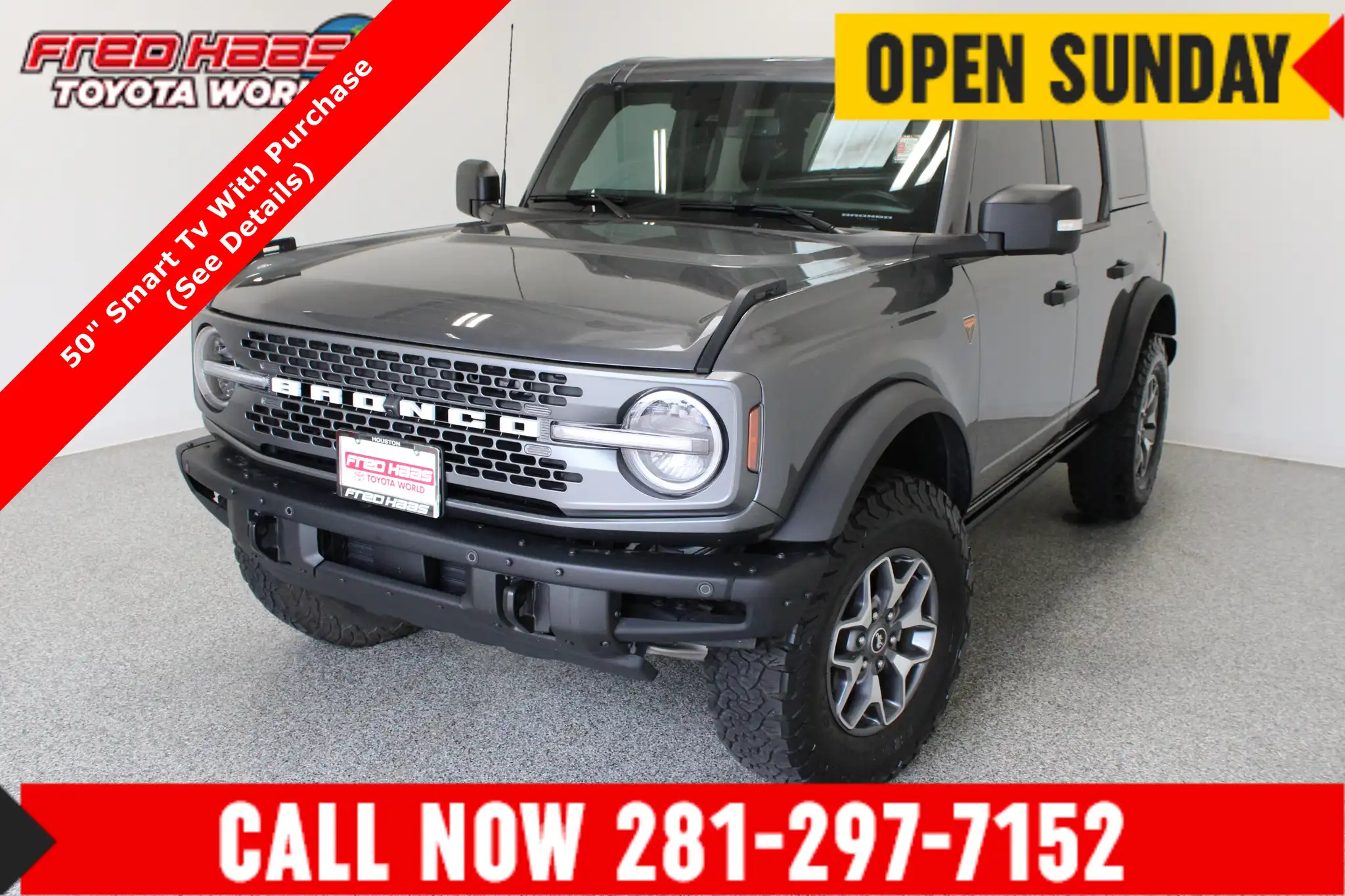 2025 Ford Bronco Badlands 4WD's photo
